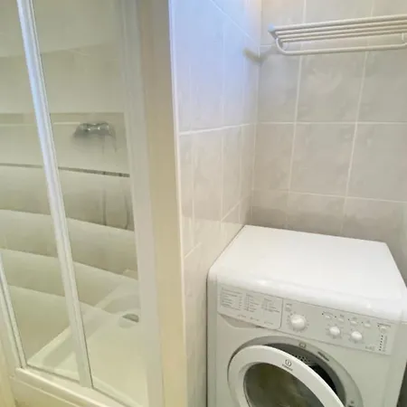 Familial Quartier Fontonne A By Weekome شقة *